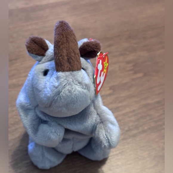 TY Beanie Babies Collection. 1996. Spike, the Gray and Brown Rhino Plush - Picture 3 of 11